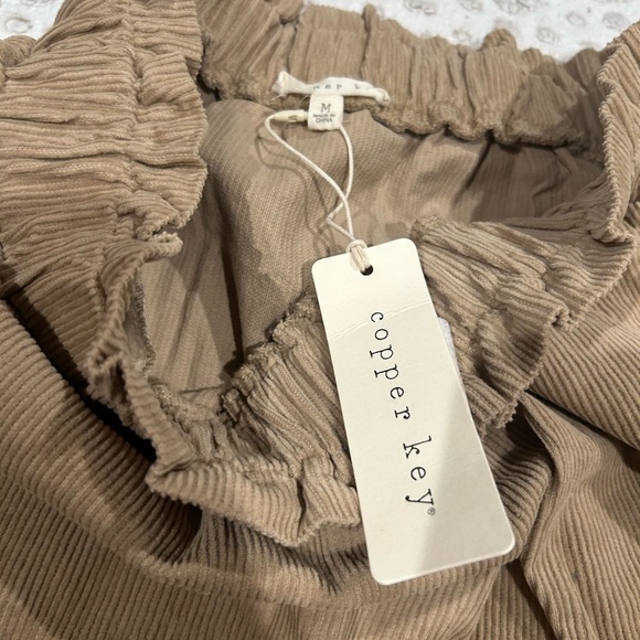 NWT Juniors Medium Tan Corduroy Skirt - Picture 4 of 7